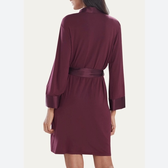 Josie Natori Silk Essential Wrap Robe - Picture 2 of 11